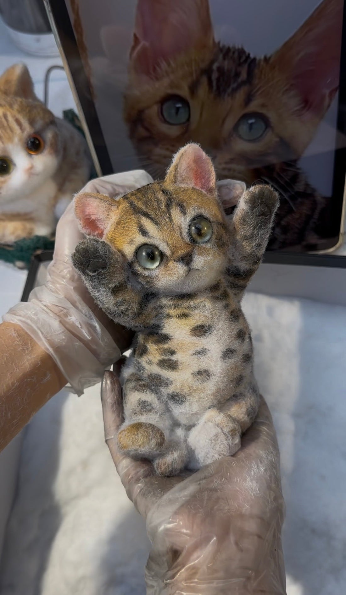 A001: Customized Lovely Slim Cat Silicone Squishy Kitty——'chat' icon on the left bottom to send photos to us