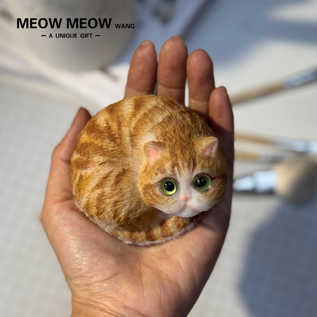 E008:Cute Mini Orange Cat