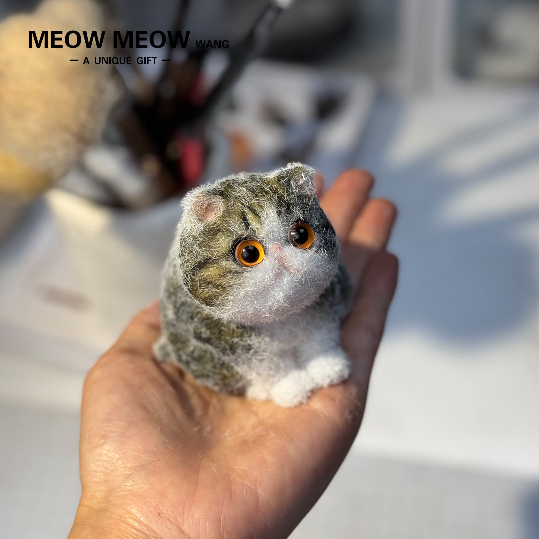 E007:Cute Mini Garfield Cat
