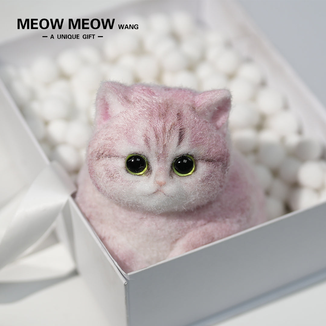 C06: Adorable Strawberry Lemonade Chubby Squishy Kitty