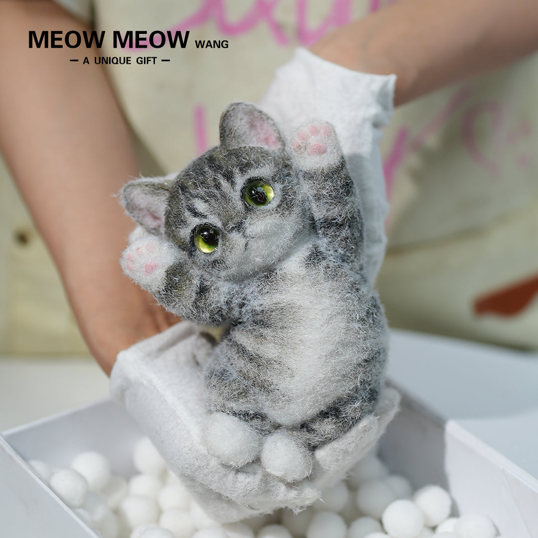 A14:Tanuki Squishy Cat With Pink Feet
