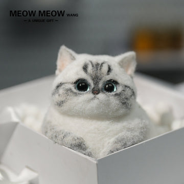 C08:White Chubby Dumpling Squishy Cat