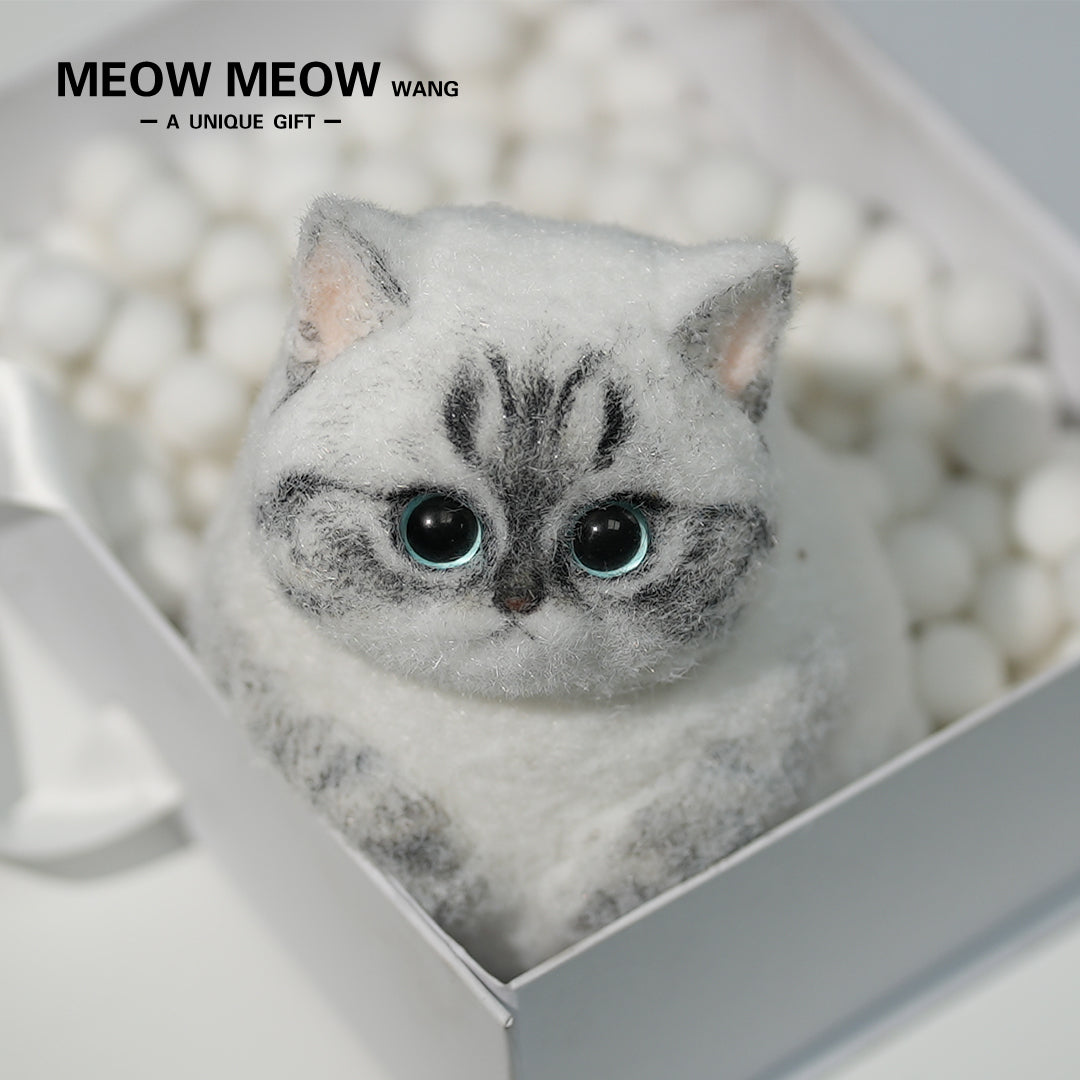 C08:White Chubby Dumpling Squishy Cat