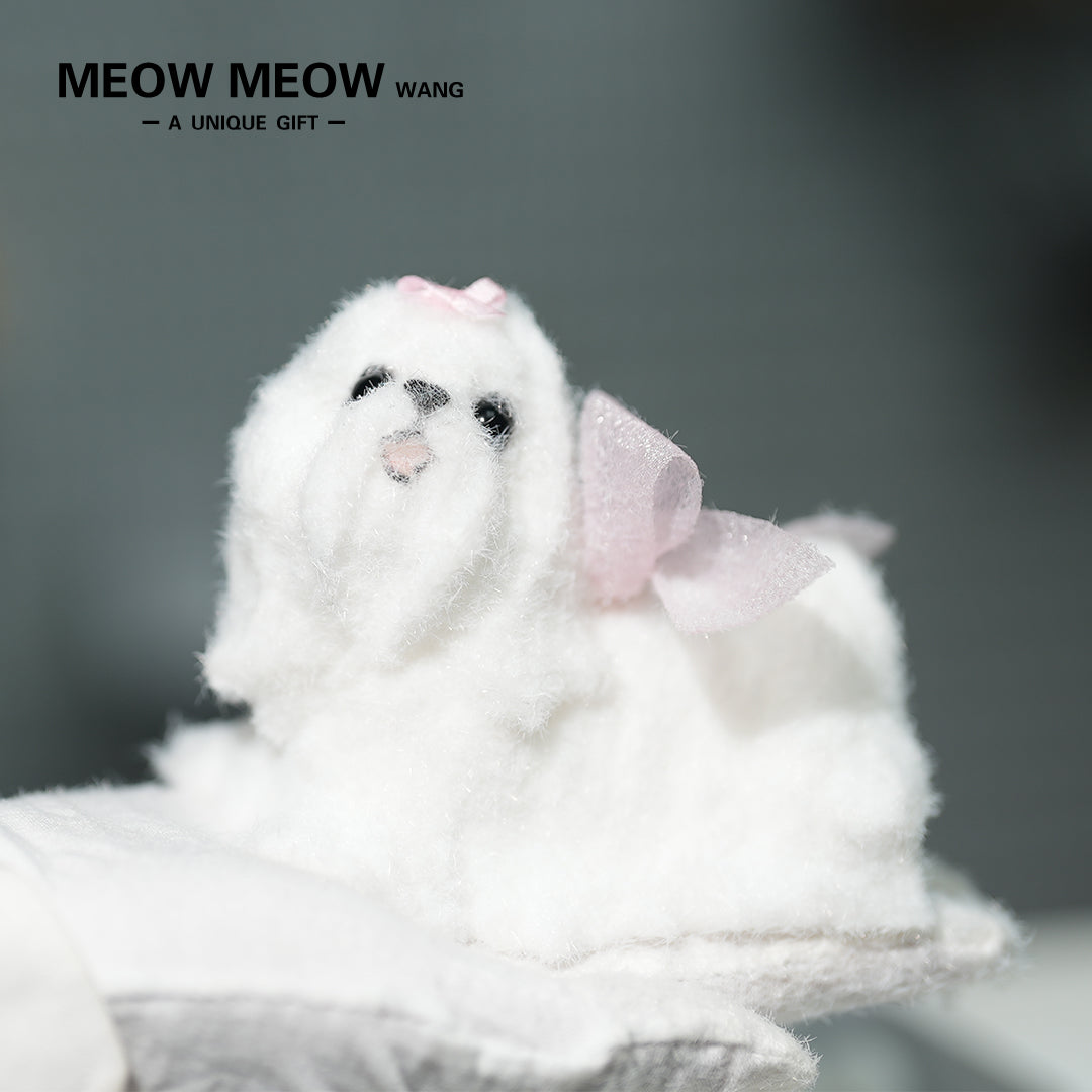 D04:Cute Maltese Dog with Pink Bow