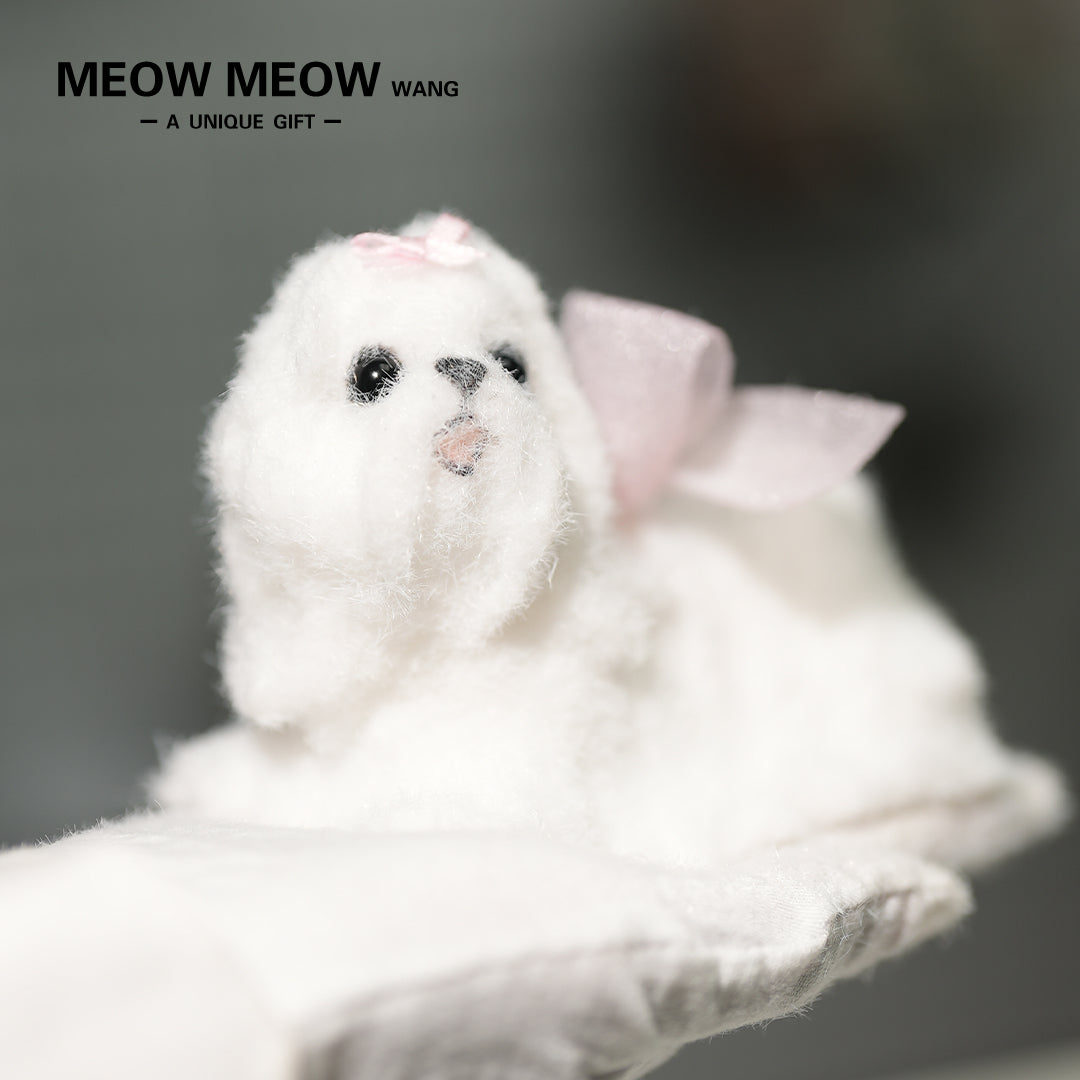 D04:Cute Maltese Dog with Pink Bow