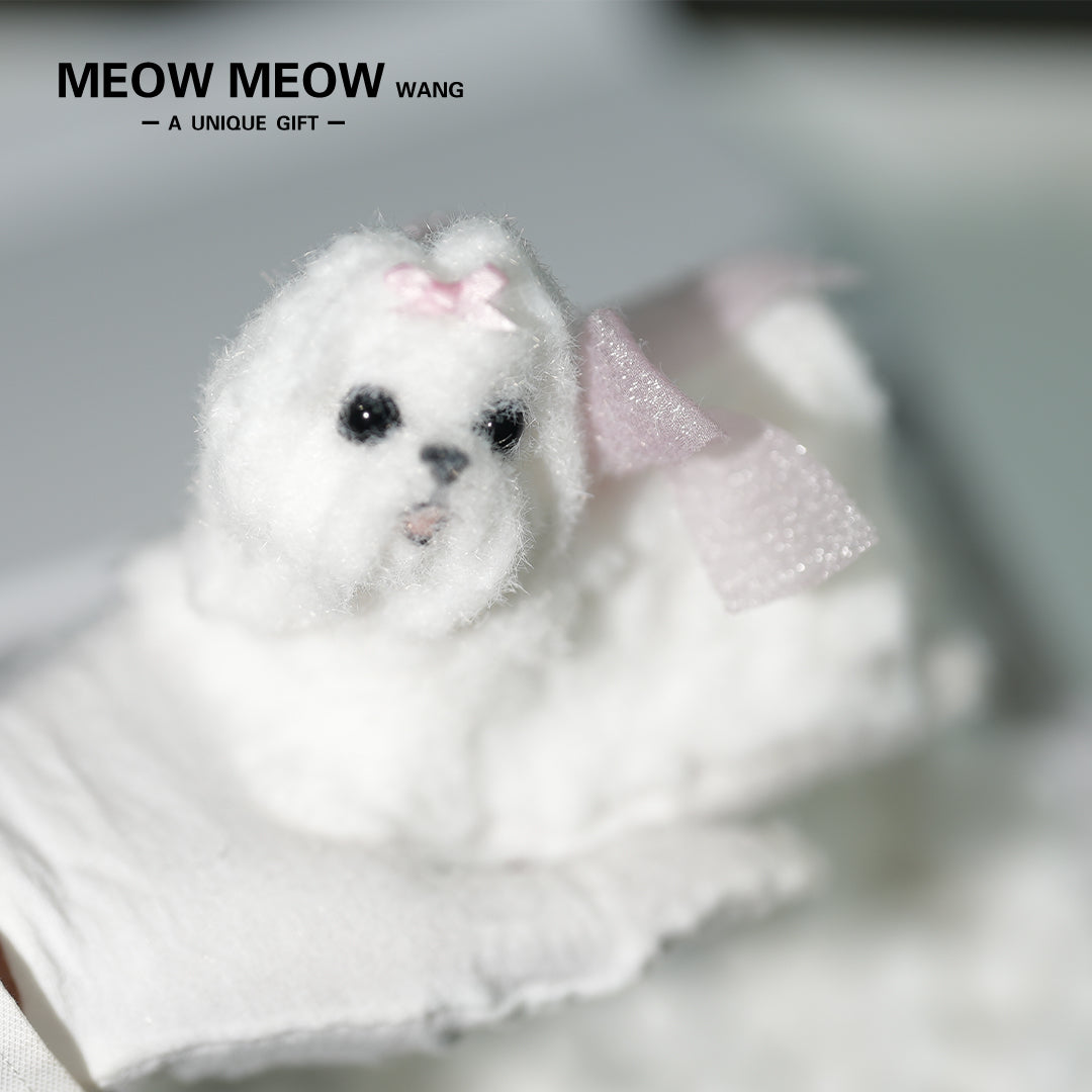 D04:Cute Maltese Dog with Pink Bow