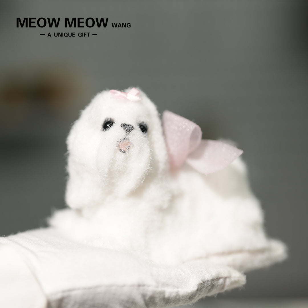 D04:Cute Maltese Dog with Pink Bow